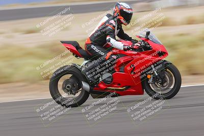 media/Sep-10-2022-SoCal Trackdays (Sat) [[a5bf35bb4a]]/Bowl Exit (1120am)/